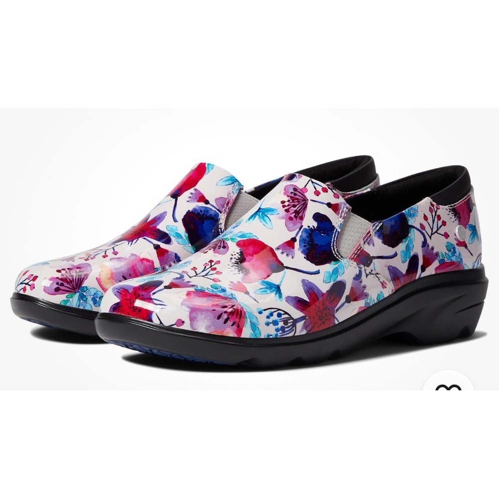 Woman's Clogs Klogs Footwear Ascent Happy Flowers Patent Size 7